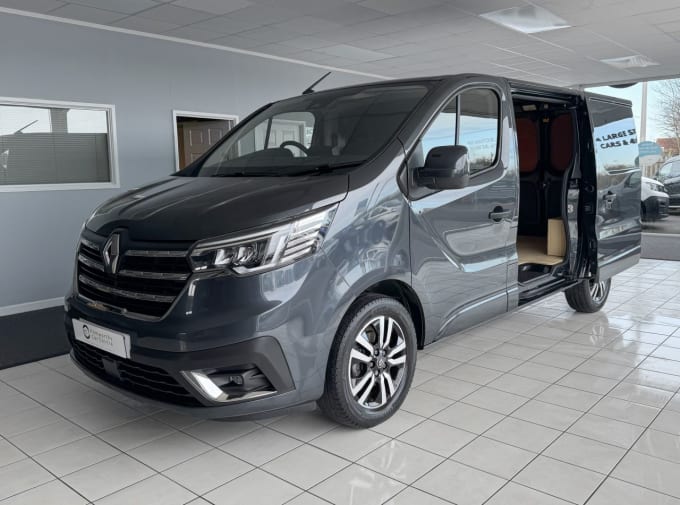 2025 Renault Trafic