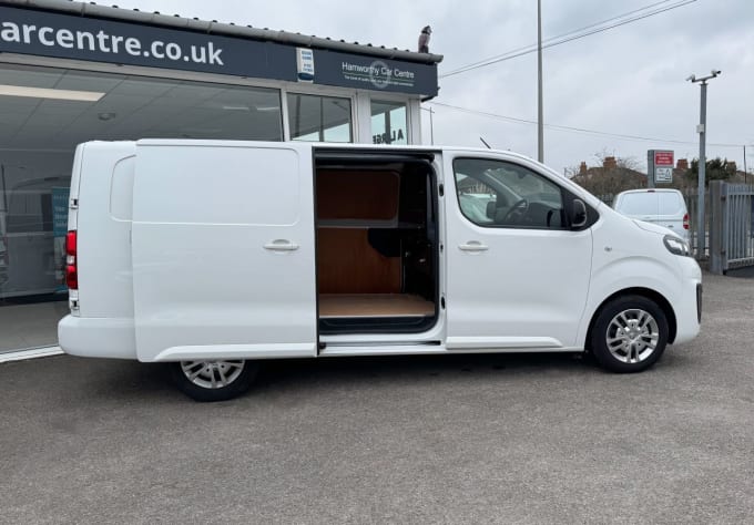 2025 Vauxhall Vivaro