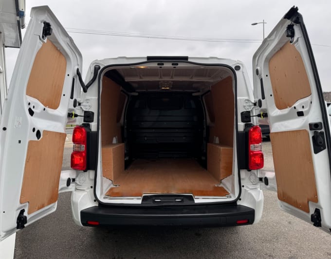 2025 Vauxhall Vivaro