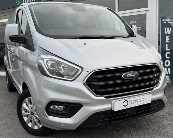 2025 Ford Transit Custom