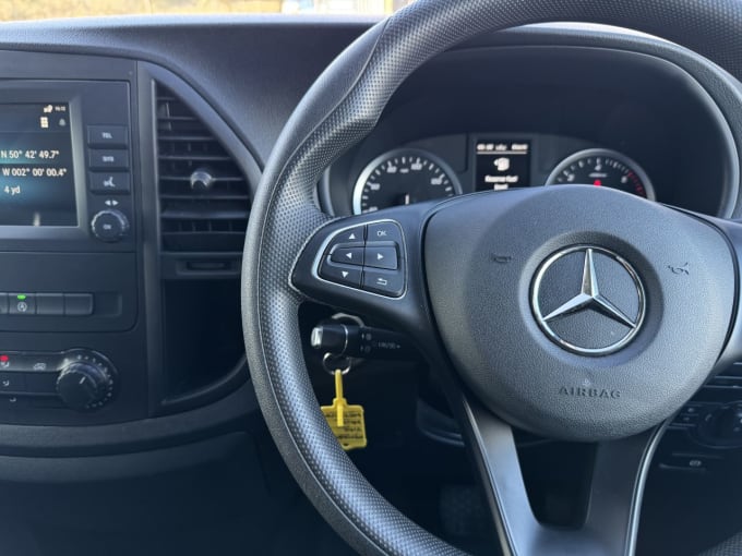 2025 Mercedes-benz Vito