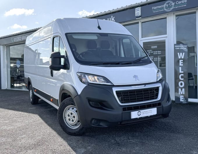 2025 Peugeot Boxer