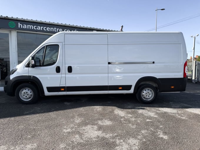 2025 Peugeot Boxer