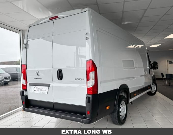 2025 Peugeot Boxer