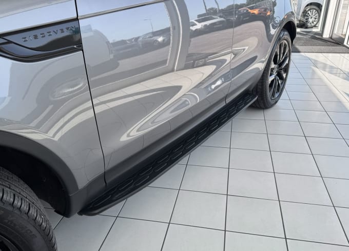 2025 Land Rover Discovery