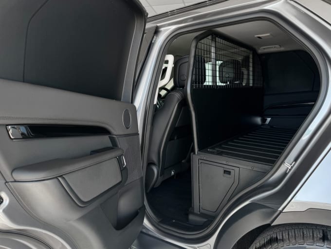 2025 Land Rover Discovery
