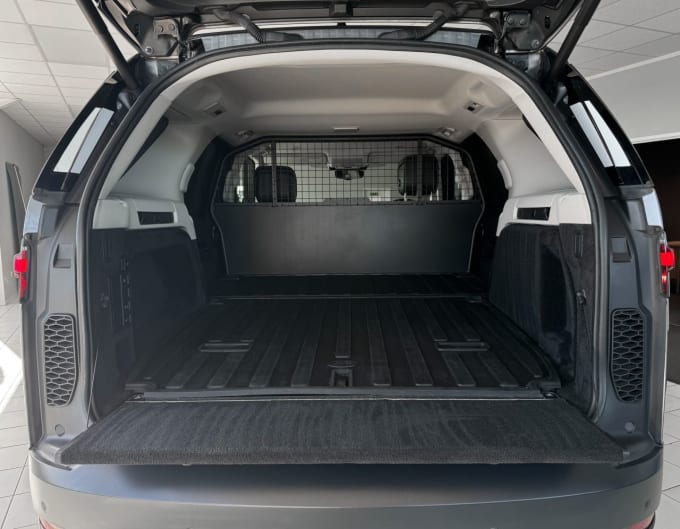 2025 Land Rover Discovery