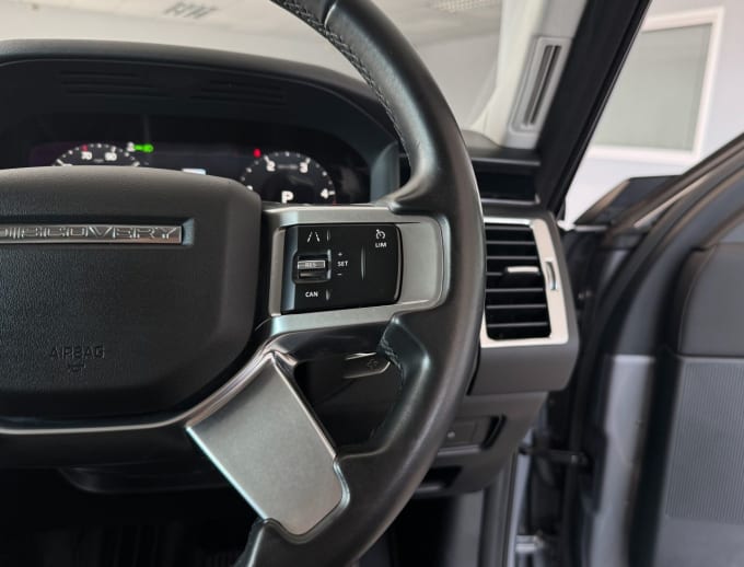 2025 Land Rover Discovery