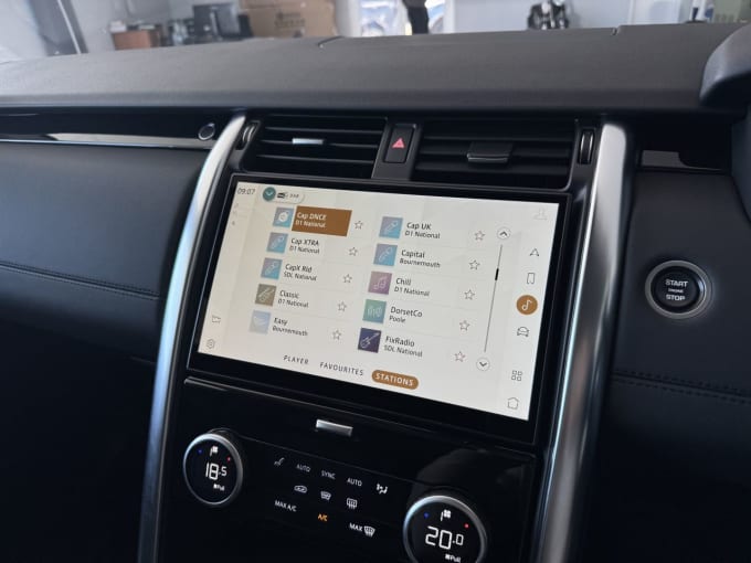 2025 Land Rover Discovery