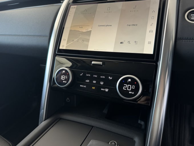 2025 Land Rover Discovery