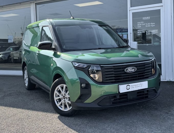 2025 Ford Transit Courier