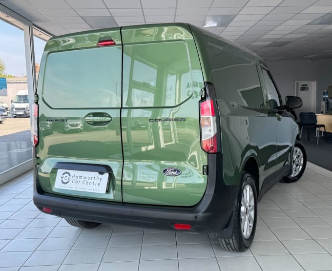 2025 Ford Transit Courier