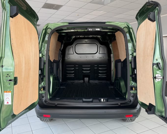 2025 Ford Transit Courier