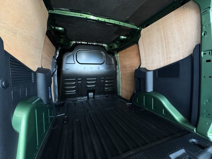 2025 Ford Transit Courier