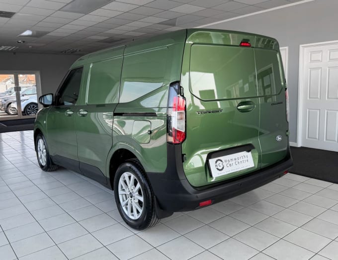 2025 Ford Transit Courier