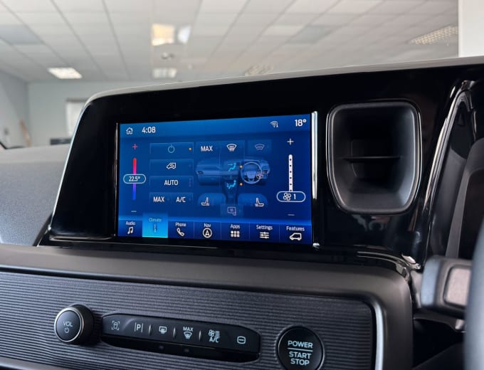 2025 Ford Transit Courier