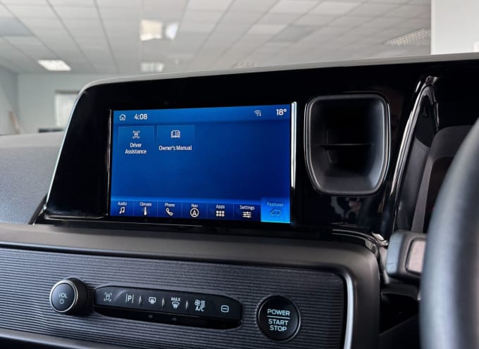 2025 Ford Transit Courier