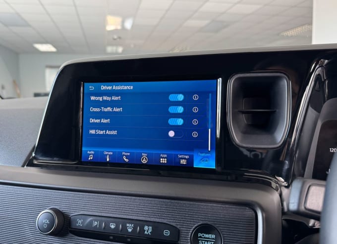 2025 Ford Transit Courier