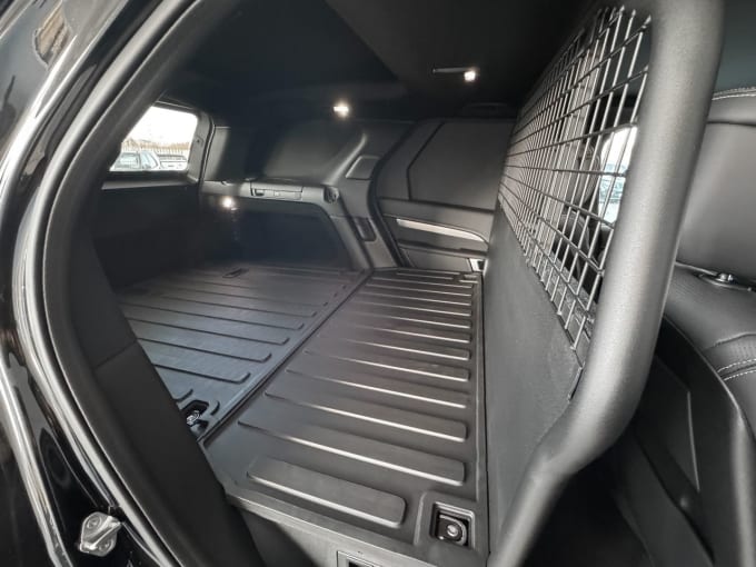 2025 Land Rover Discovery