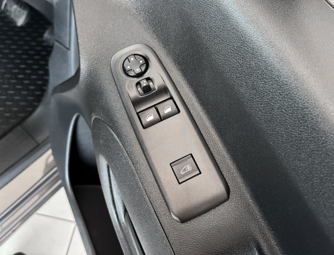 2025 Peugeot Partner