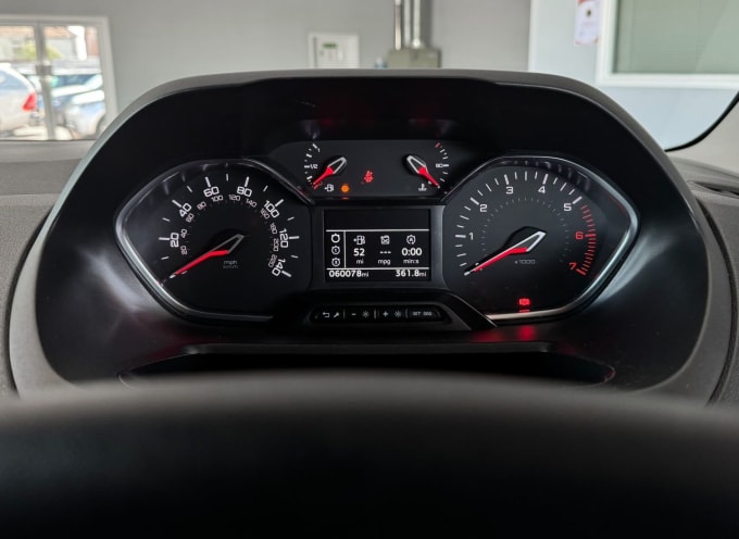 2025 Peugeot Partner