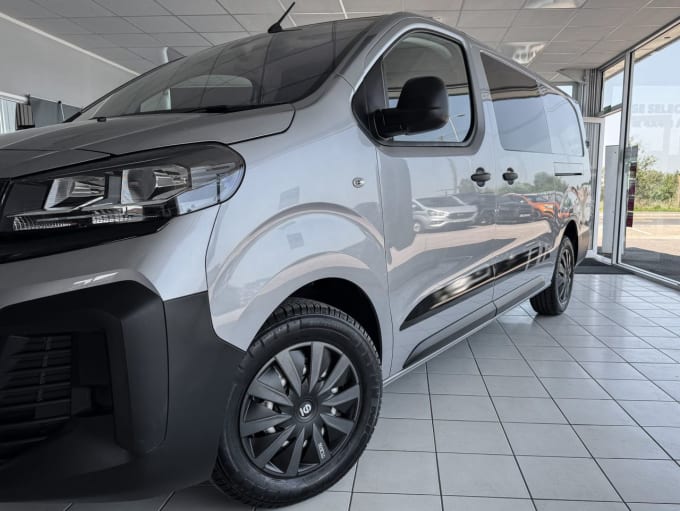 2025 Vauxhall Vivaro
