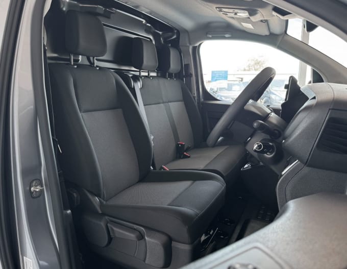 2025 Vauxhall Vivaro