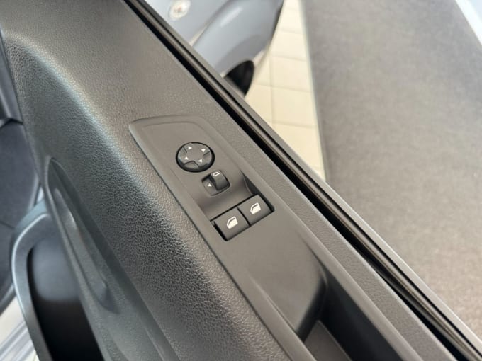 2025 Vauxhall Vivaro