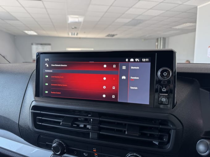 2025 Vauxhall Vivaro