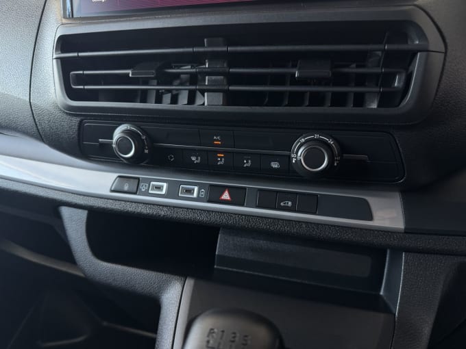 2025 Vauxhall Vivaro