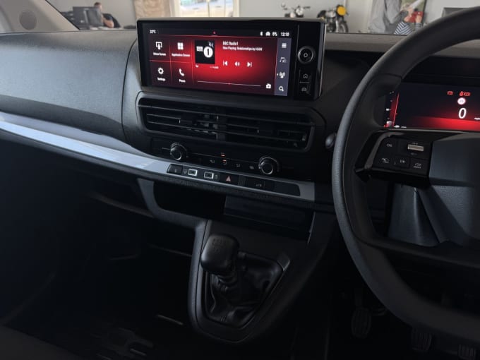 2025 Vauxhall Vivaro