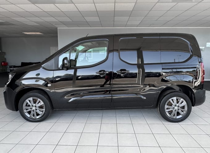 2025 Peugeot Partner