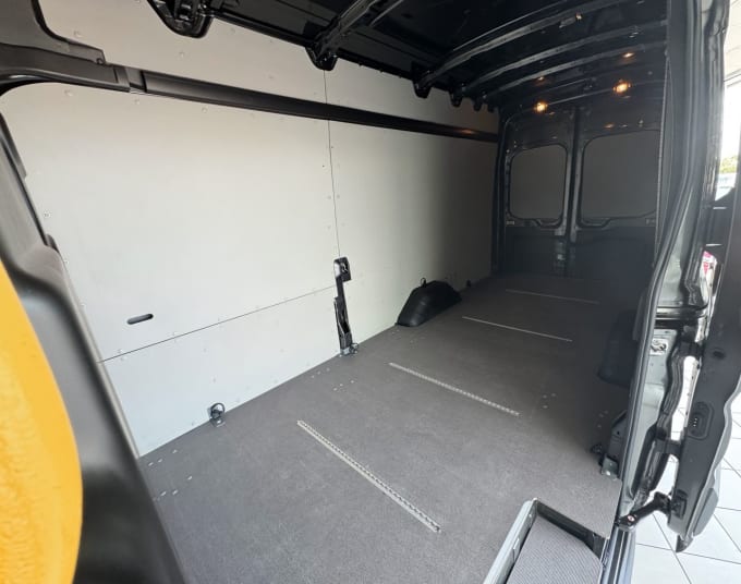2025 Ford Transit
