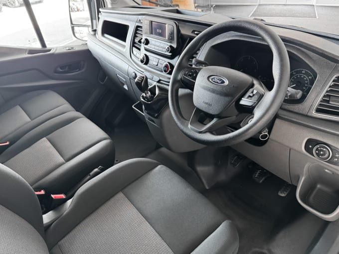 2025 Ford Transit