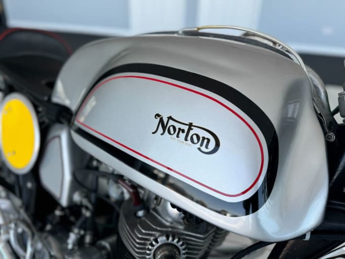 2025 Norton Dominator