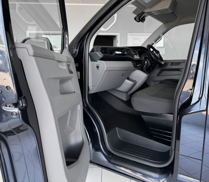 2025 Volkswagen Transporter