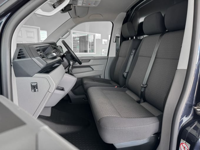 2025 Volkswagen Transporter