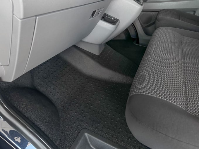 2025 Volkswagen Transporter