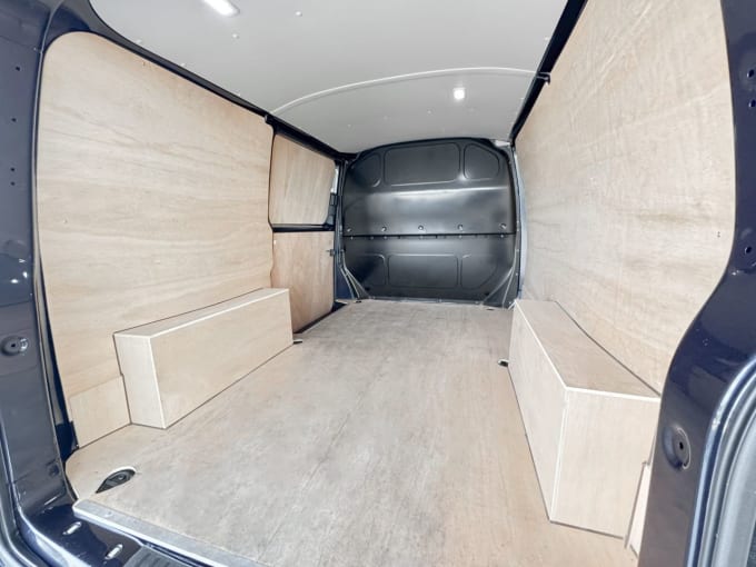 2025 Volkswagen Transporter