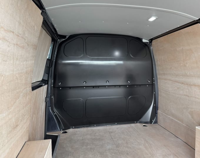 2025 Volkswagen Transporter