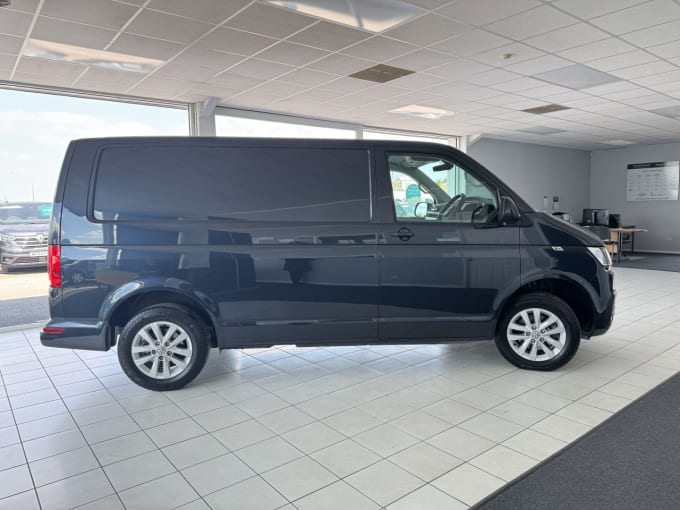 2025 Volkswagen Transporter