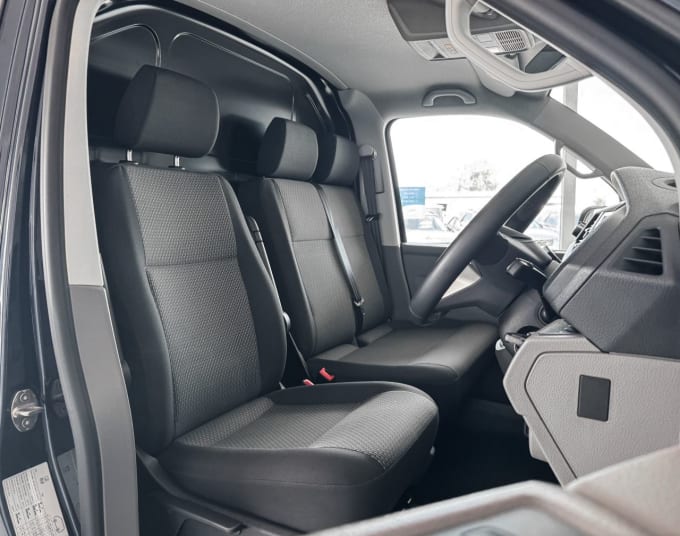 2025 Volkswagen Transporter
