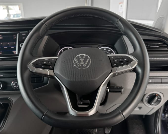 2025 Volkswagen Transporter