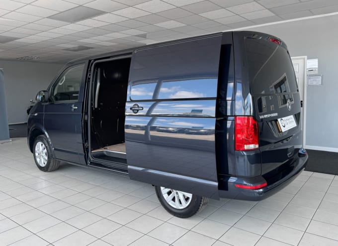 2025 Volkswagen Transporter