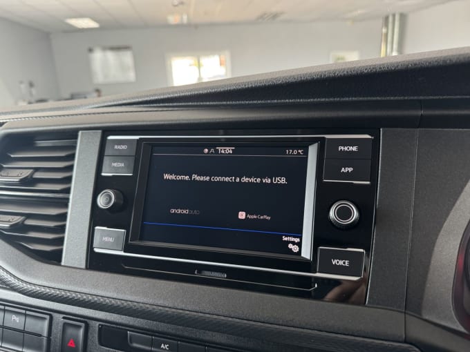 2025 Volkswagen Transporter