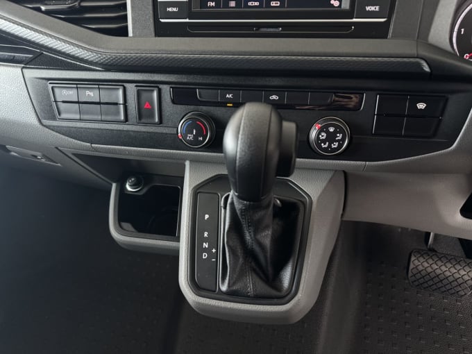 2025 Volkswagen Transporter
