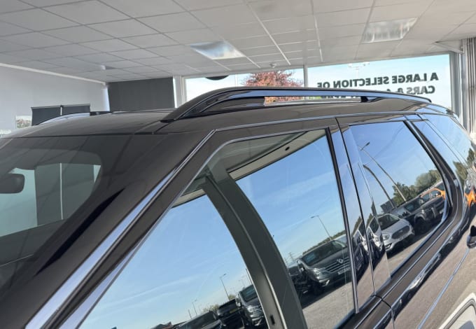 2025 Land Rover Discovery