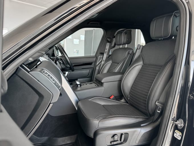 2025 Land Rover Discovery