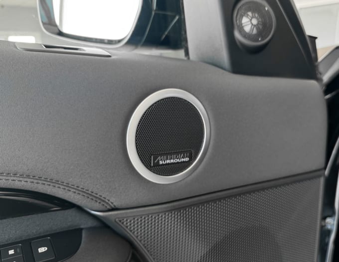 2025 Land Rover Discovery