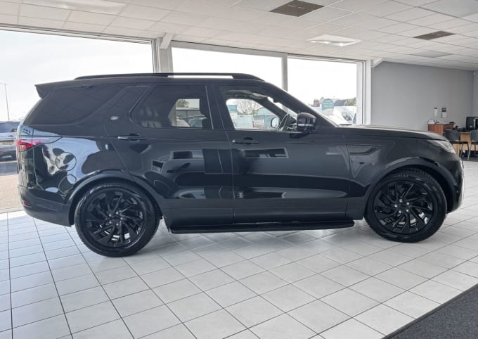 2025 Land Rover Discovery